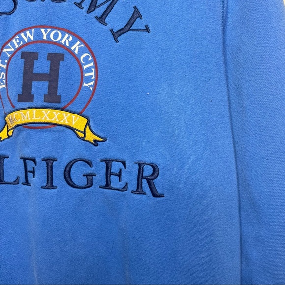 Tommy Hilfiger Unisex Graphic Logo Blue Crewneck Pullover Sweater Medium - Picture 3 of 8